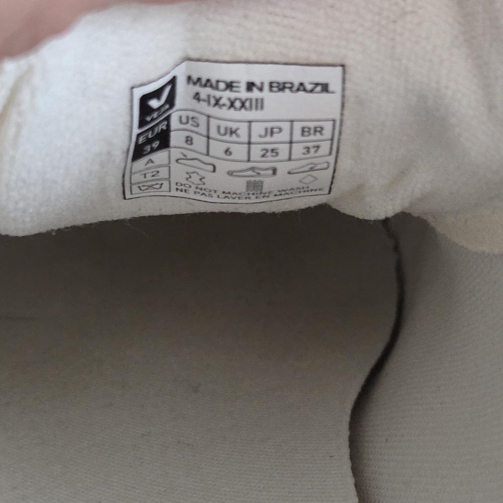 Veja Recife Logo White and Pink Velcro Sneakers - Picture 7 of 12